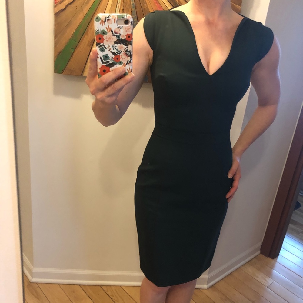 Gorgeous hunter green French Connection dress - 0